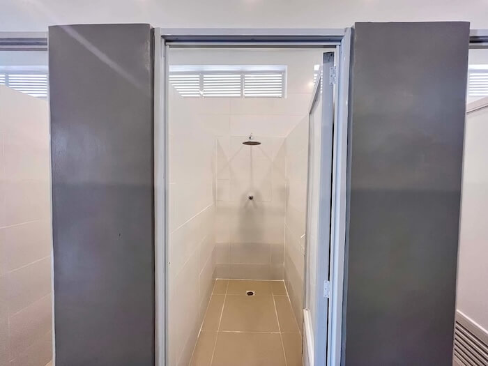 セブ島・オスロブのシャワー