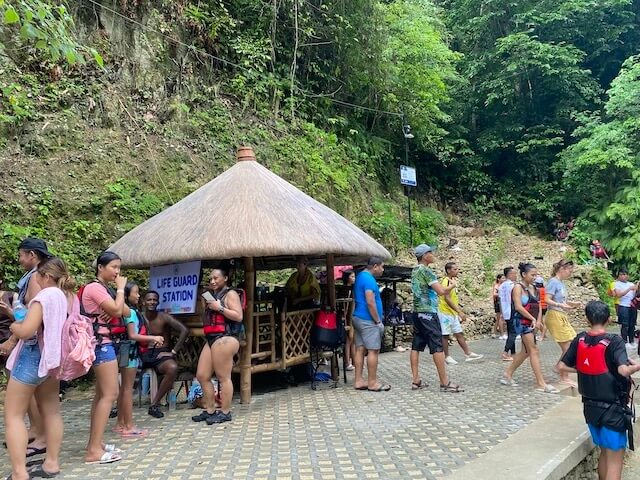 カワサン滝の横にあるコテージ