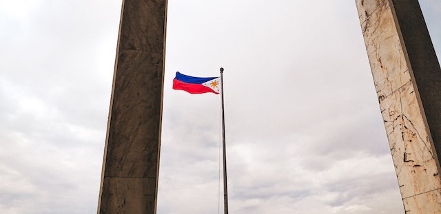 フィリピン国旗に【セブ島フリーメイソン】セブ島にあるグランドロッジと入会方法隠された意味とは！？【状況によって国旗が変わる】