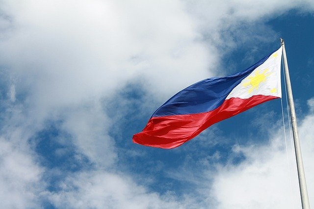 フィリピン国旗に隠された意味とは 状況によって国旗が変わる セブセレクトツアーズ マガジン
