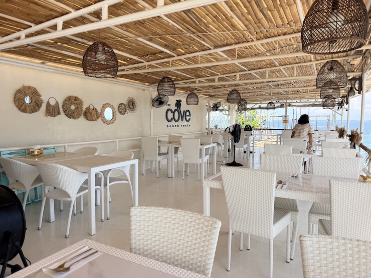 The Cove Beach Resto｜マクタン島で人気のオーシャンビューレストランを徹底レビュー